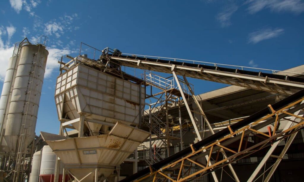 examples of uses of industrial adhesives in heavy machinery repair